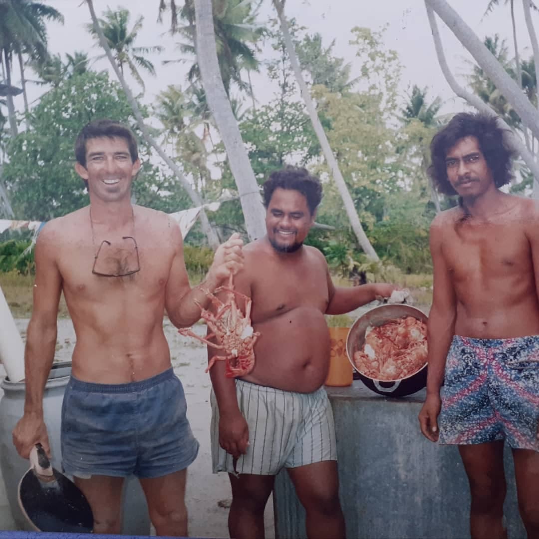 /15c Bora Boa Glenn with locals and crayfish.jpg